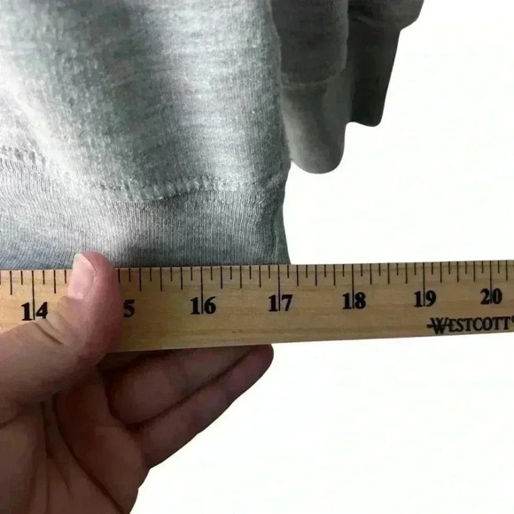 Tom and Jerry Gray Graphics Hoodie Sweatshirt | Size Small - Picture 9 of 9